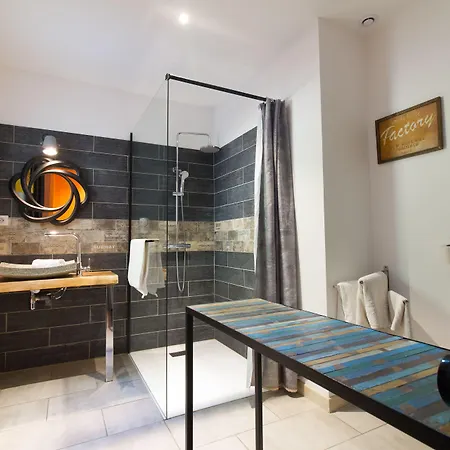 Les Galets ホテル Peyruis